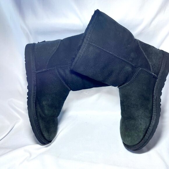 Ugg Classic Short Boot-5826-Black Leather Upper/Sheepskin Lining-Sz 6W-Australia - Picture 8 of 15